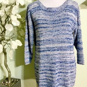 🐳 Talbots Fabulous Verigated Blue & White Knit Pullover Sweater. Size L, Large.